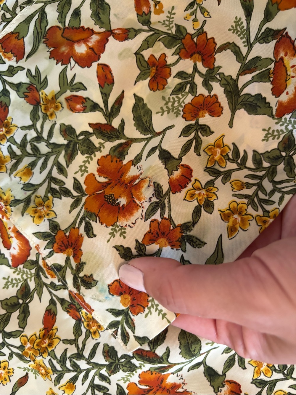 Vintage 60’s Floral Button-Front Shift Dress in Cream, Rust & Green Print - Picture 5 of 12